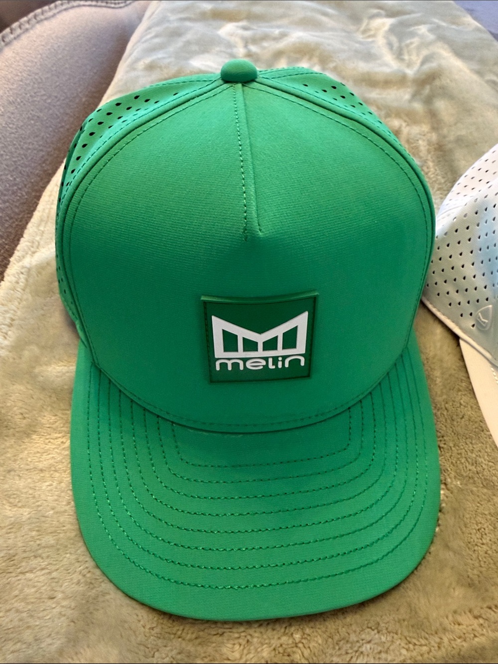 THREE Melin Odysea Hydro Hats - Picture 2 of 12